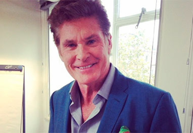 David Hasselhoff lamenta a morte da mãe de suas filhas, Pamela Bach