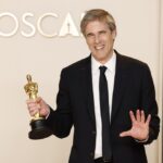 Walter Salles revela improviso no Oscar 2025 após perder discurso da vitória