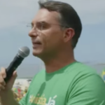 “Vamos derrotar o ‘alexandrismo'”, diz Flávio Bolsonaro