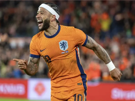 Memphis Depay é convocado pela Holanda antes de final do Campeonato Paulista