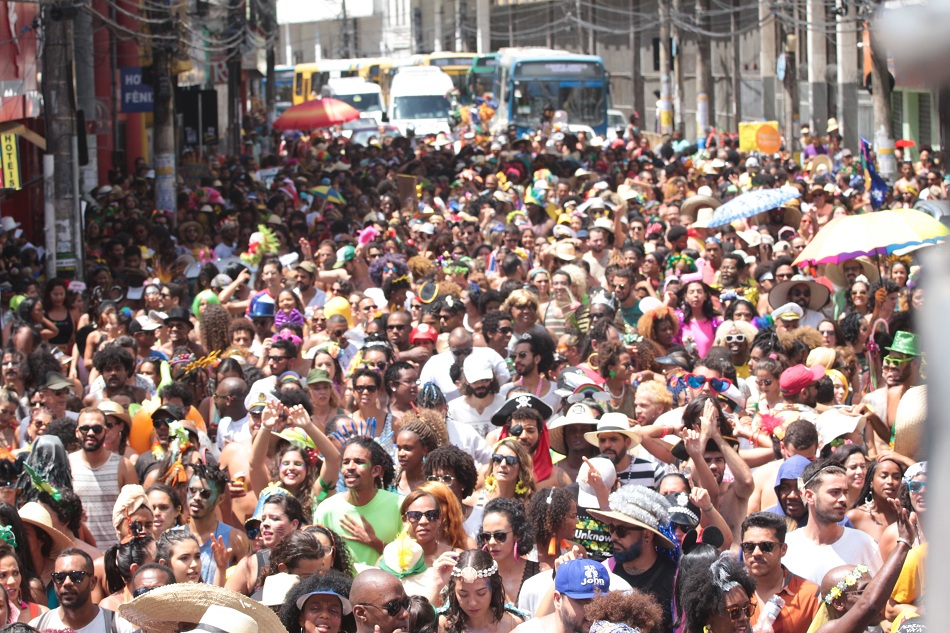 Gasto médio do brasileiro varia de R$ 2.000 a R$ 5.000 no Carnaval, aponta Sebrae