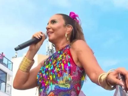 Ivete Sangalo dá o recado durante apresentação em bloco de Carnaval: “Não é não”