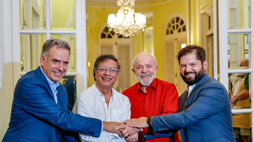 Lula convida Uruguai, Colômbia e México para participar do Brics