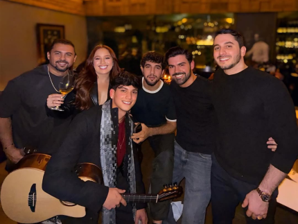 Encontro de estrelas: Nattan, Mari Fernandez, Léo Foguete e Xand Avião se reúnem na Europa