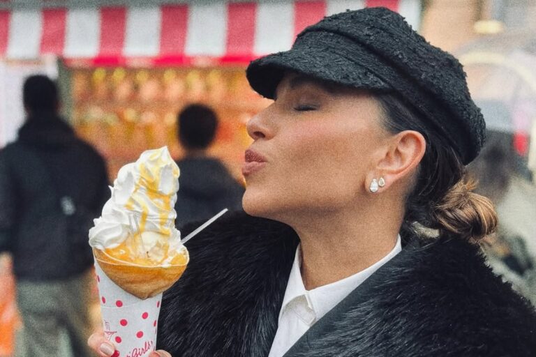 Mariana Rios encanta fãs com fotos de viagem ao Japão