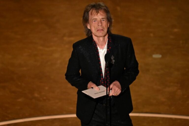 Mick Jagger teve ‘ajuda especial’ para escolha do look no Oscar 2025