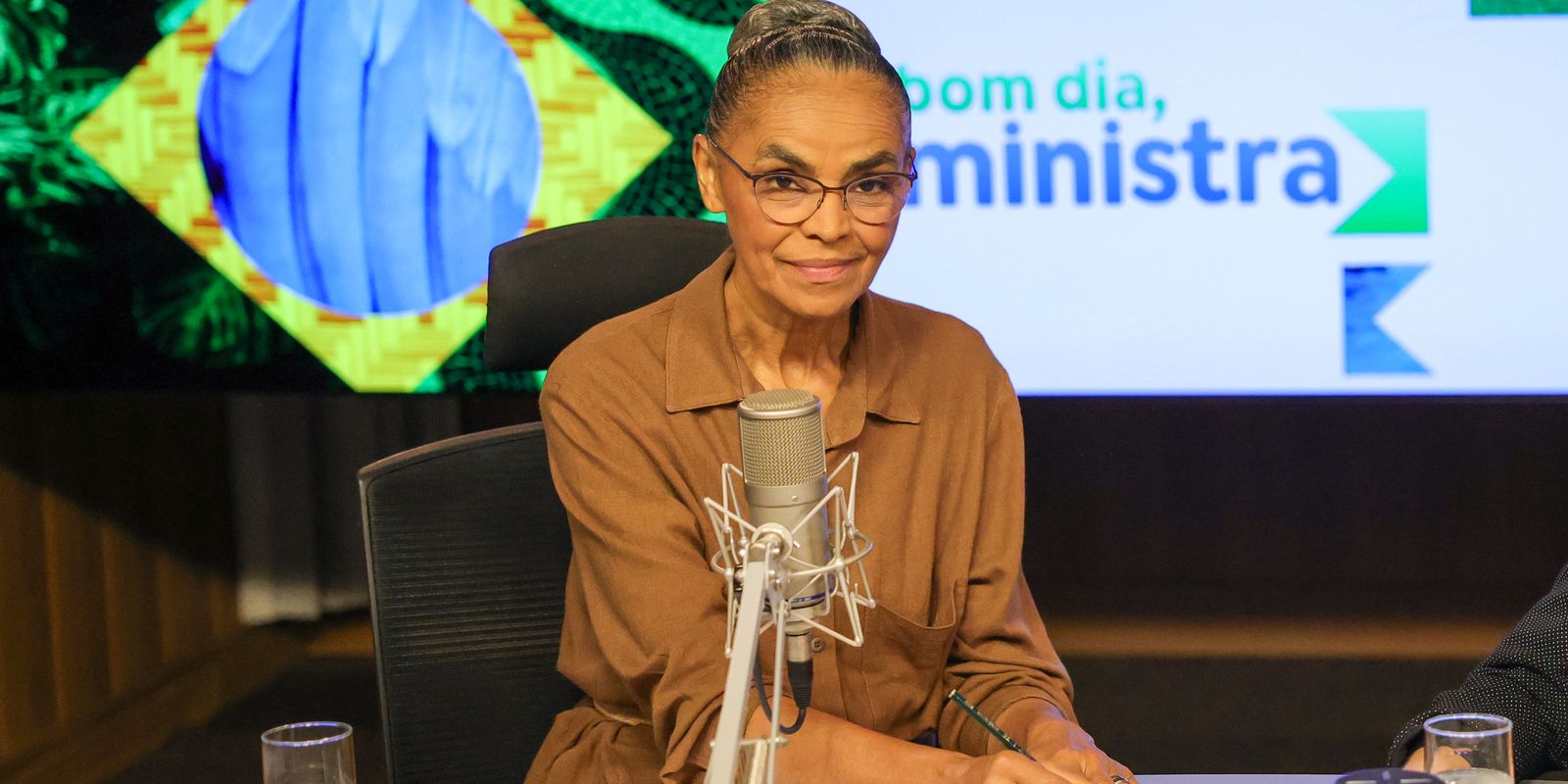 Marina Silva rebate ameaça de político e condena violência de gênero