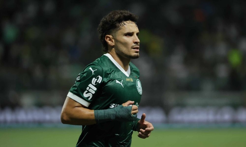 Palmeiras vence São Paulo com pênalti polêmico e vai à final do Paulista pelo sexto ano seguido 