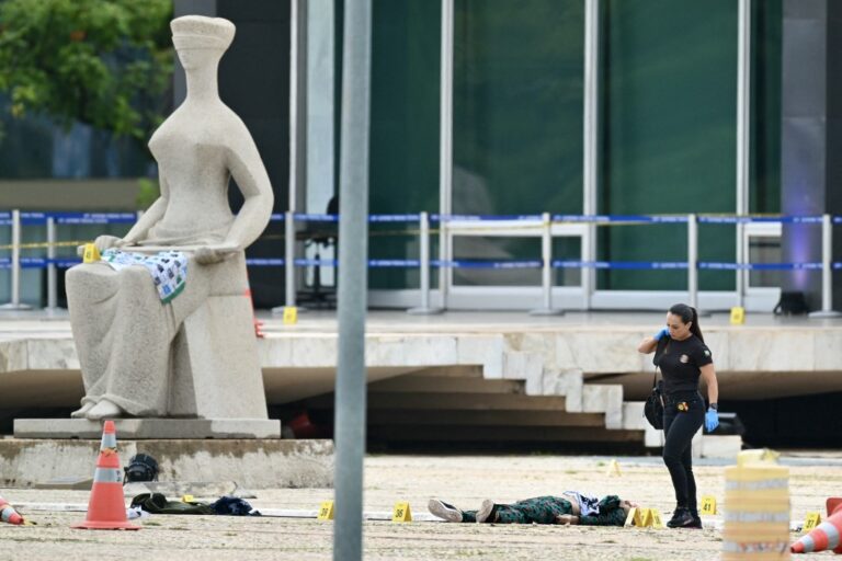 Polícia Federal conclui que homem que se explodiu na Praça dos Três Poderes agiu por ‘extremismo político’
