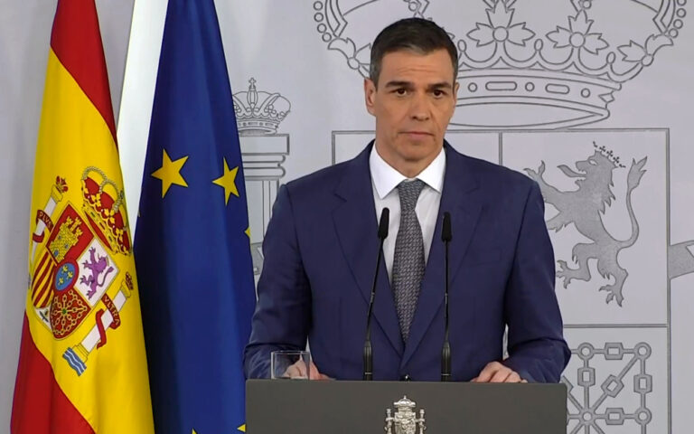 Primeiro-ministro espanhol Pedro Sánchez culpa operadoras de energia e anuncia comissão para apurar apagão