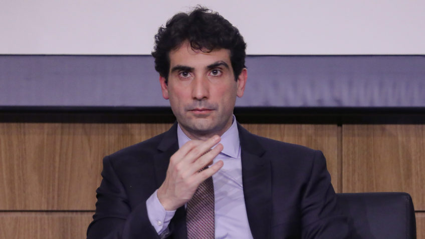 Selic ficará alta por “período bastante prolongado”