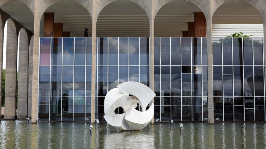 Itamaraty implanta comitê para diplomacia cultural