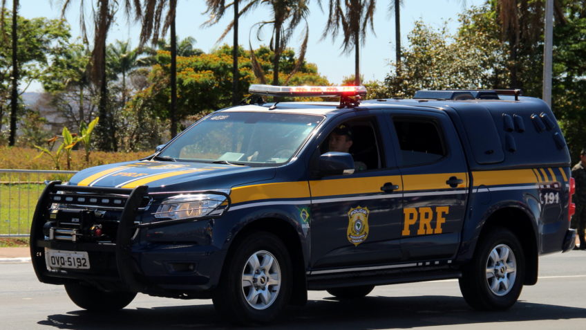 PRF inicia operação de feriado nas rodovias federais