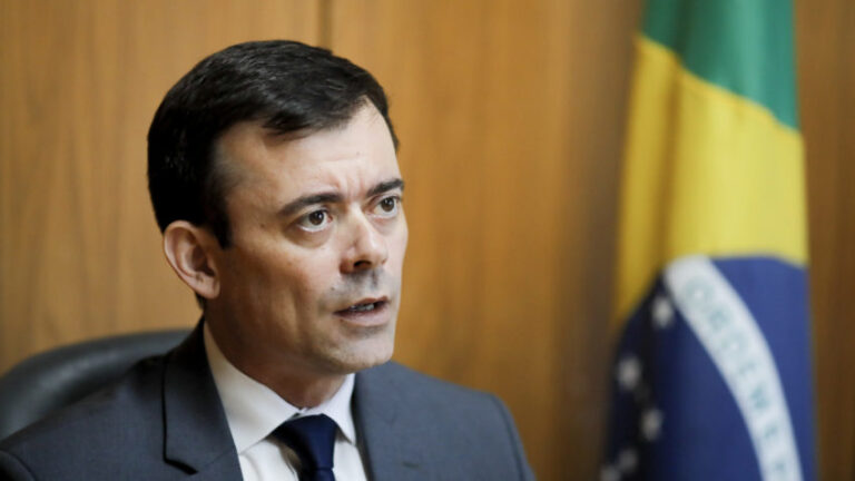 Ressarcimentos do INSS podem exigir realocação de verba, diz Tesouro
