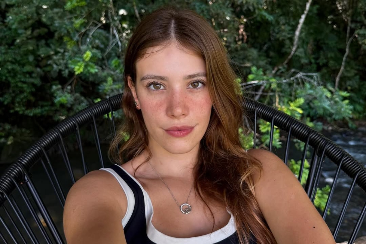 Caroline Dallarosa chega com tudo em ‘Garota do Momento’