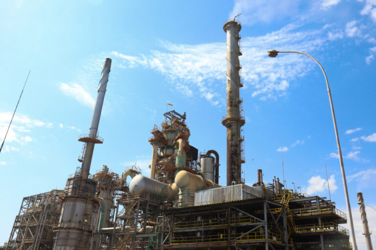 Queda no preço do diesel pela Petrobras fecha janela de importação, diz Abicom