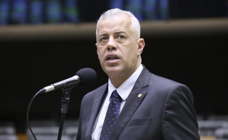 Evair de Melo diz ter alertado sobre escândalo do INSS e faz aviso: ‘Cobramos respostas’