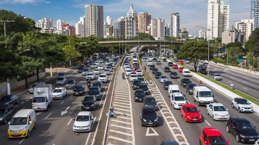 Saiba os melhores horários para viajar nas rodovias de SP no feriado