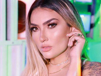 Thayse Teixeira tem prejuízo de R$ 500 mil em um mês após perder Instagram