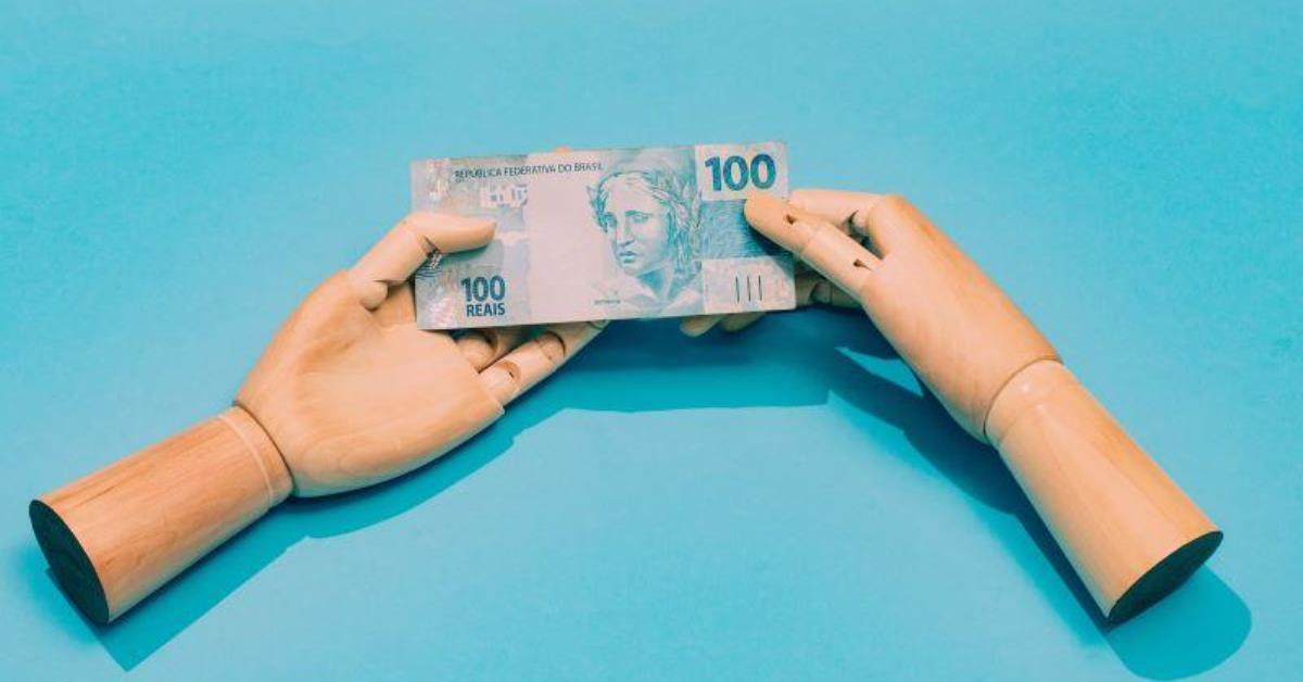 Renda média dos brasileiros atinge recorde de R$ 3.057 em 2024