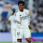 Temporada de estreia de Endrick na Europa supera candidato à Bola de Ouro