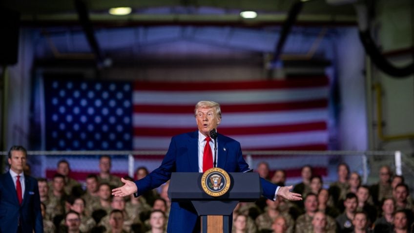 EUA manterão tarifas de 10% mesmo após acordos, diz Trump