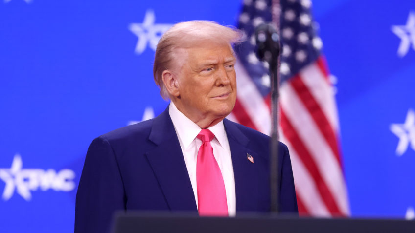 Trump diz que cortará preço de remédios em até 80%