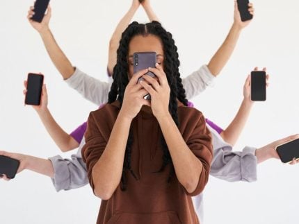 O que é FOMO? Especialista explica como tratar a síndrome
