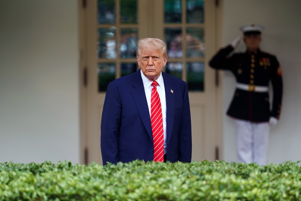 Trump sugere reduzir tarifas sobre produtos chineses para 80%