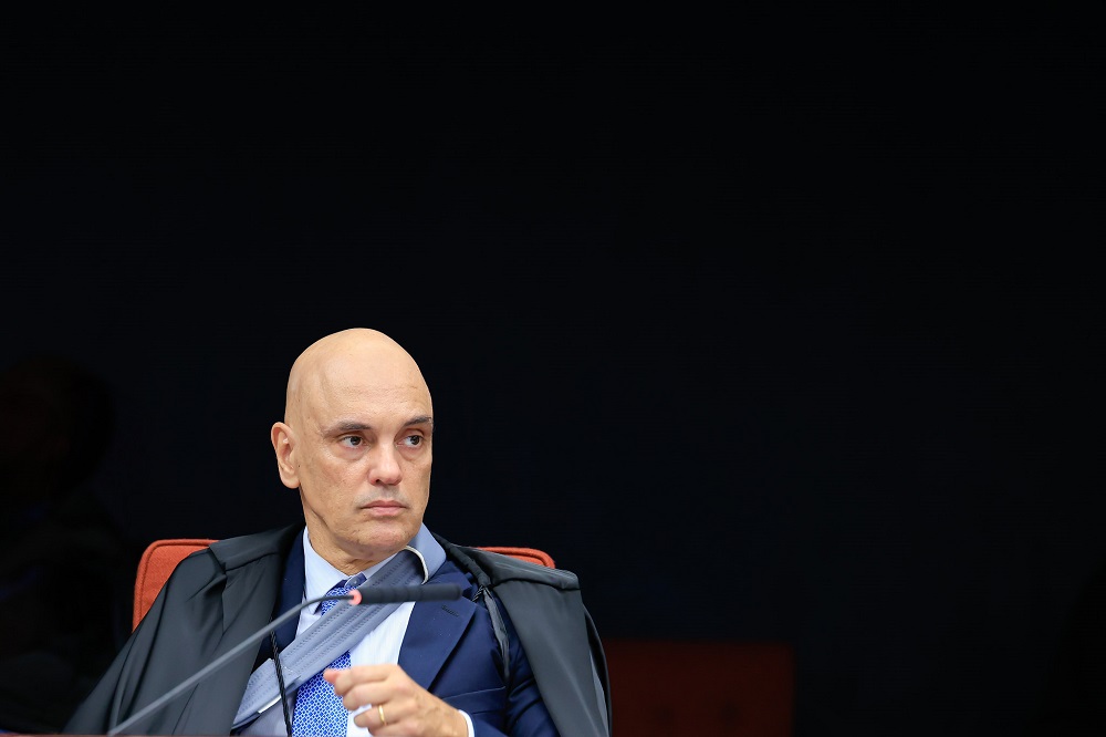 Moares ameaça prender Aldo Rebelo por desacato durante audiência da suposta trama golpista no STF