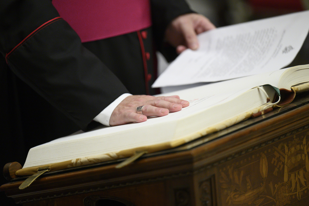Saiba como é o ‘voto de silêncio’ feito por funcionários do Vaticano para o conclave