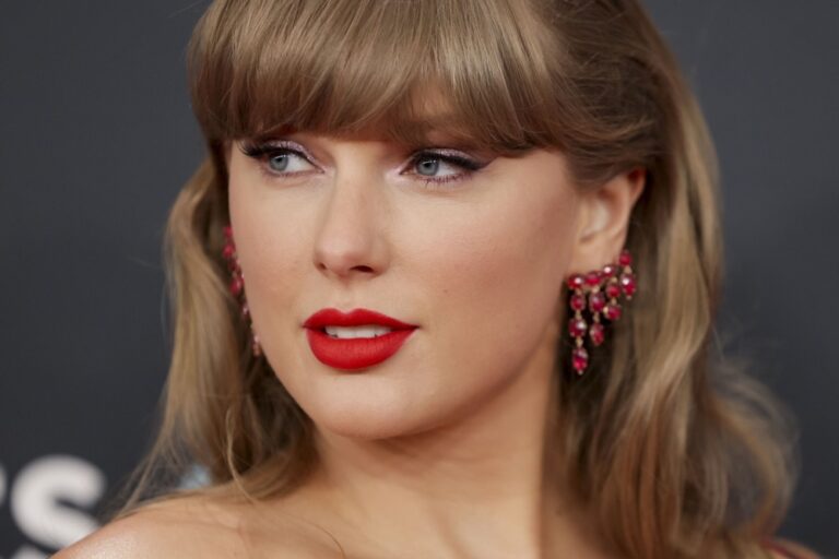 Taylor Swift recupera propriedade de seus seis primeiros discos