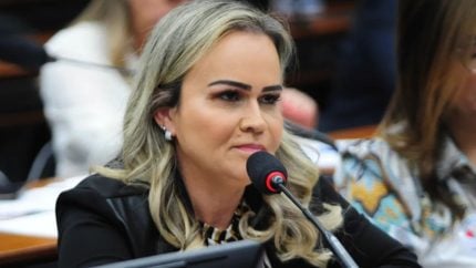 Deputada aciona STF para afastar presidente da CBF e questiona validade de eleição