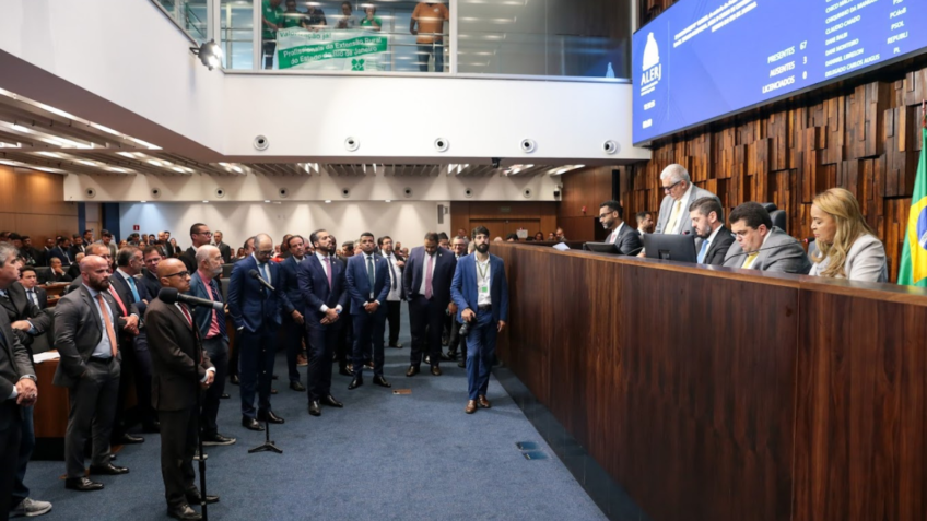 Alerj aprova segurança para ex-governadores e indica Pampolha ao TCE