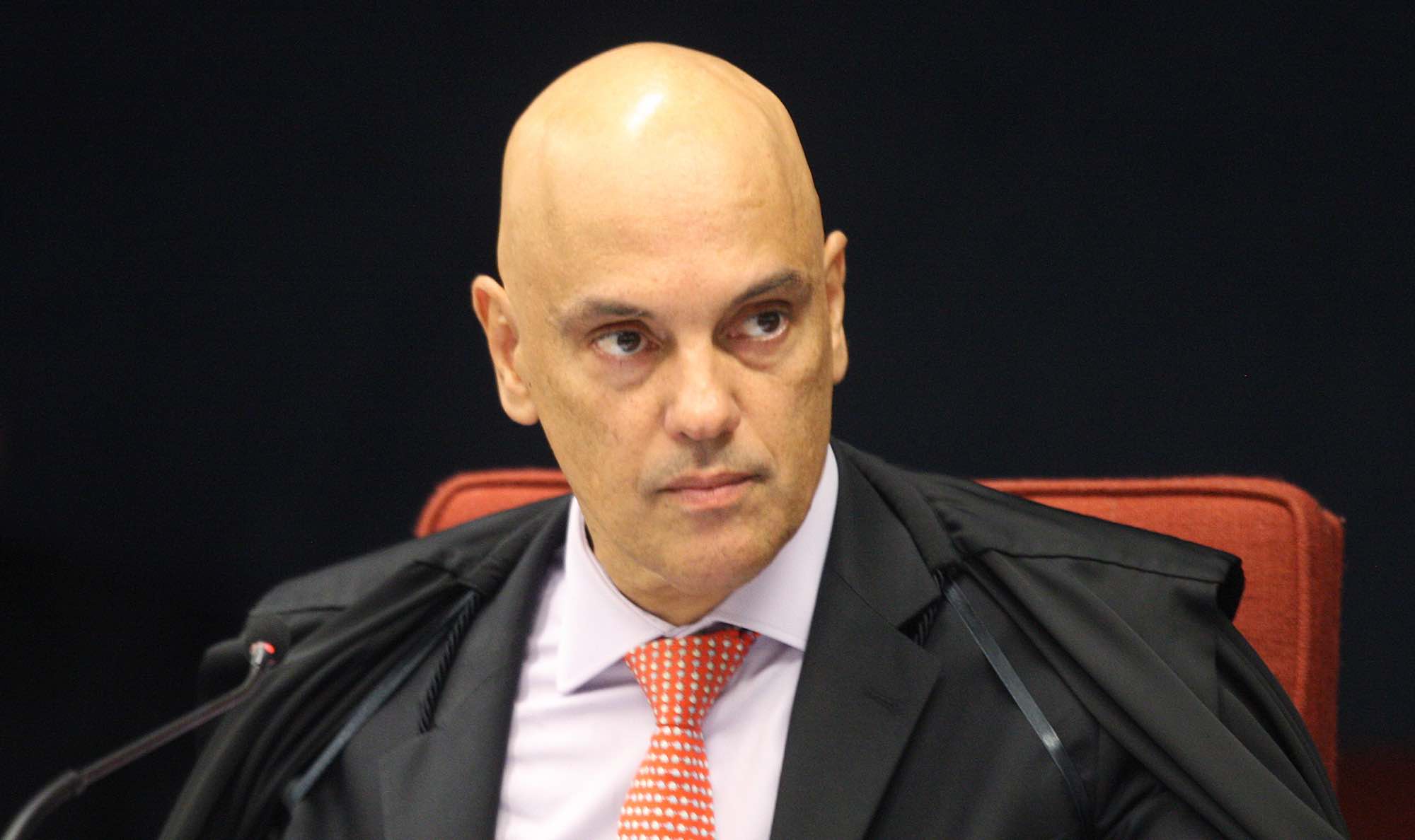 Moraes adverte testemunhas para não darem “interpretações pessoais”