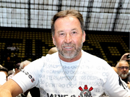 Corinthians: presidente reage à pressão interna com cortes drásticos no clube