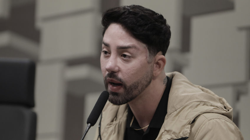 “Eu não obrigo ninguém a jogar”, diz Rico Melquiades à CPI