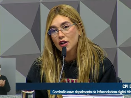 “A princípio não fez nada ilegal”, diz senador Carlos Portinho sobre Virginia na CPI