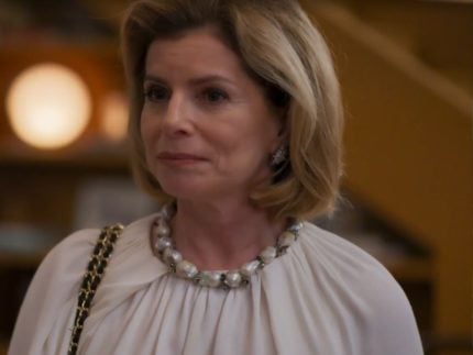 Odete Roitman ataca adoção em “Vale Tudo”: “Vai que vem com defeito de fabricação?”