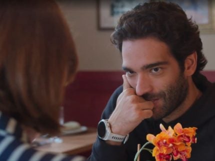Afonso termina com Solange após noite de amor com Maria de Fátima em “Vale Tudo”