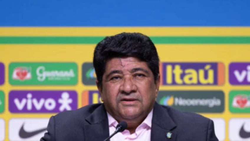 Presidente da CBF chegou a aprovar uniforme coral para a seleção