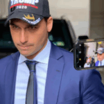 Eduardo Bolsonaro critica PGR após pedido de inquérito