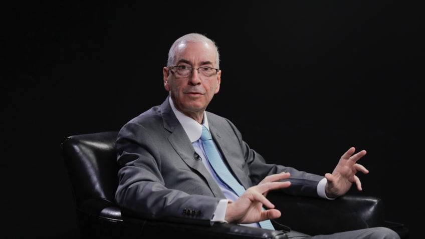 Cunha procurou Mauro Cid para que Bolsonaro agisse a seu favor