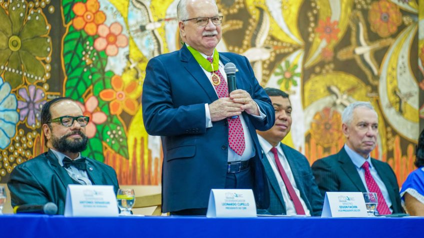 Fachin critica IA e diz que ChatGPT não substitui humanos
