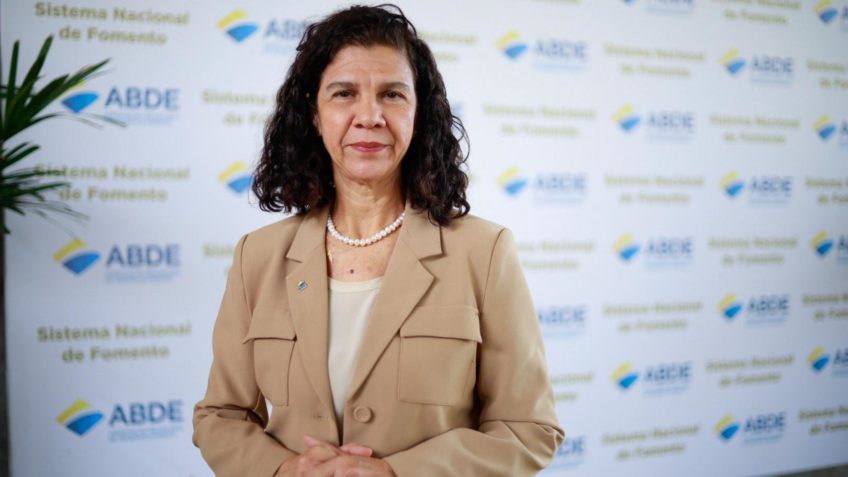 Diretora do BNDES assume presidência da ABDE com foco regional