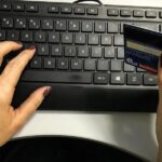Senado analisa regras contra venda de produto ilegal na internet