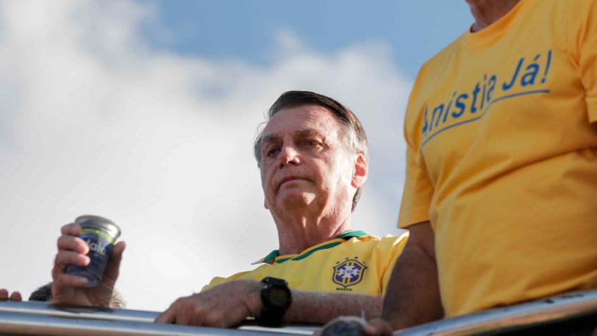 Bolsonaro diz que STF não pode anular manobra pró-Ramagem