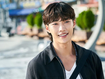 Confirmado! Woo Do-hwan, astro dos doramas, fará encontro com fãs no Brasil