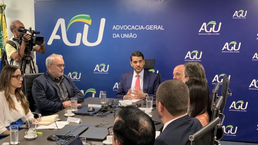 AGU fala em “correr” para dar resposta à sociedade sobre fraudes no INSS