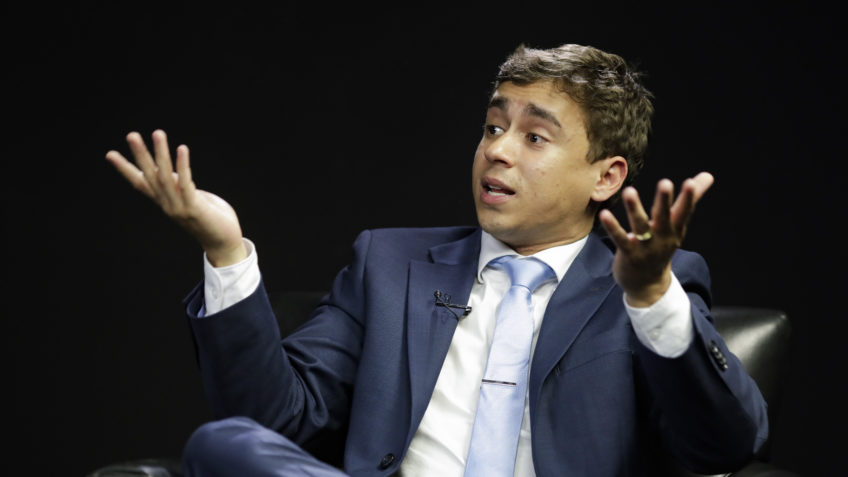 Fraude no INSS é o maior descaso do governo com o povo, diz Nikolas